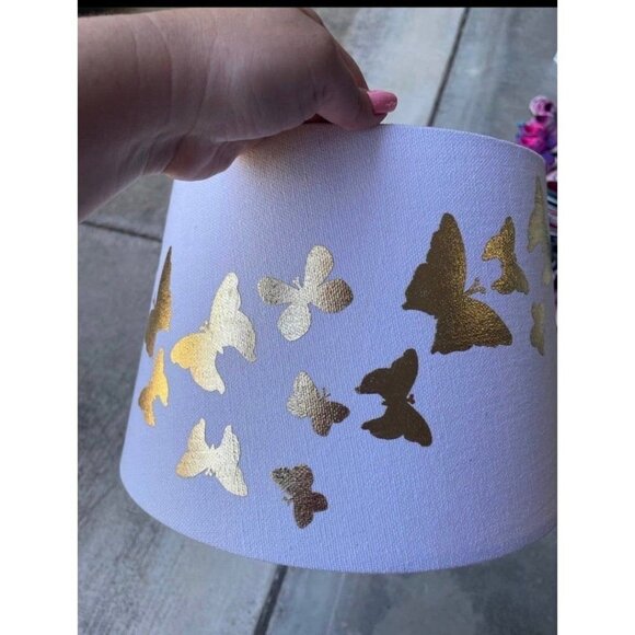 Metallic Butterfly Shade! Gorgeous PBK‎ lamp shade - Picture 1 of 3